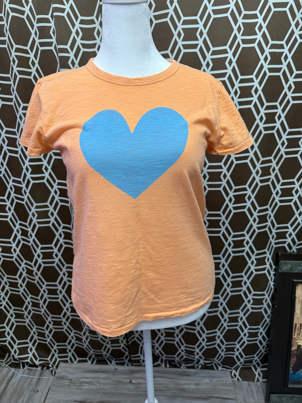 Primary T-Shirt Women’s Size S Orange Blue Heart Graphic Crewneck Cotton Jersey